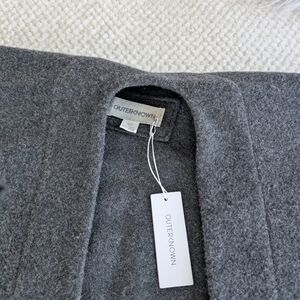 Outerknown Women's Charcoal Cape